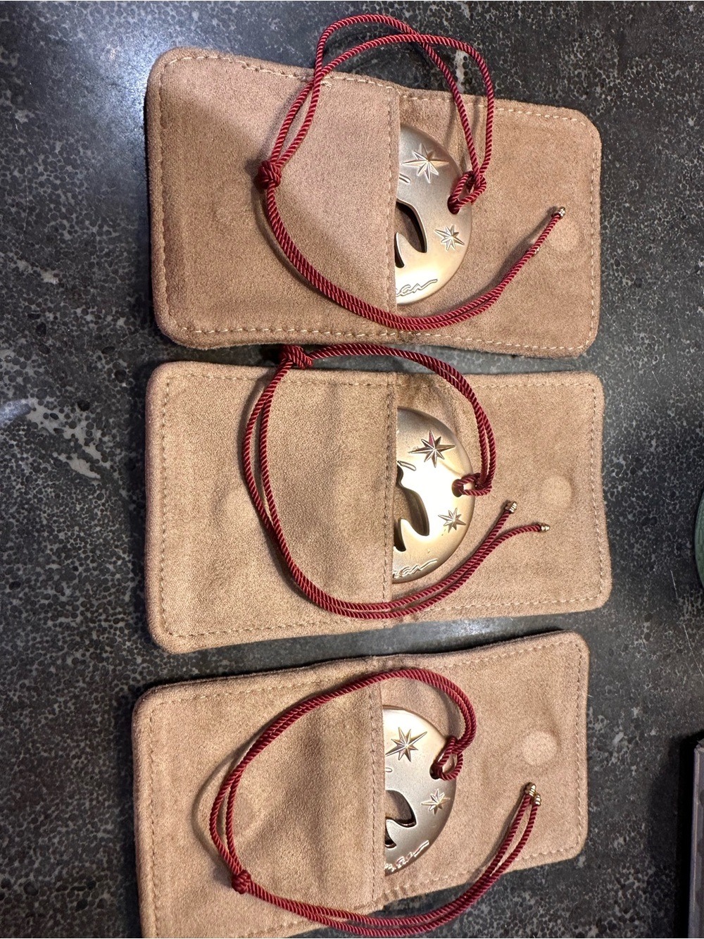 David Yurman Set of 3 Gold Tone Dove Ornaments with Pouch - Picture 7 of 8